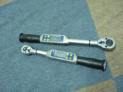 �Ϻ��߾��Ȕ��@Ť������