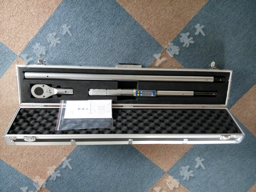 高精度數(shù)顯扭力扳手圖片