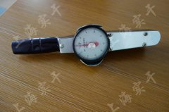 ���50N.mŤ�����ֳ�����